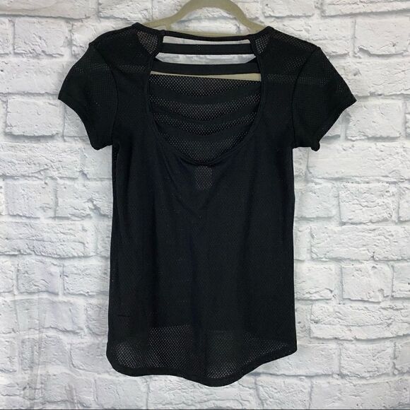 Athletic works mesh shortsleeve top scoop back w/straps hi low black sz SM women - Picture 7 of 7